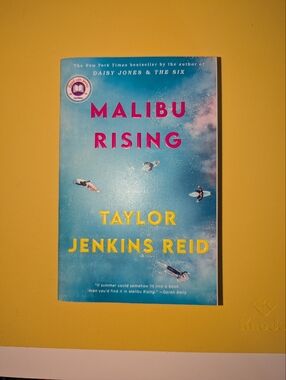 Malibu Rising – Taylor Jenkins Reid